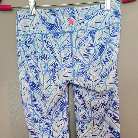 Lilly Pulitzer Cropped Leggings - Picture 3 of 4